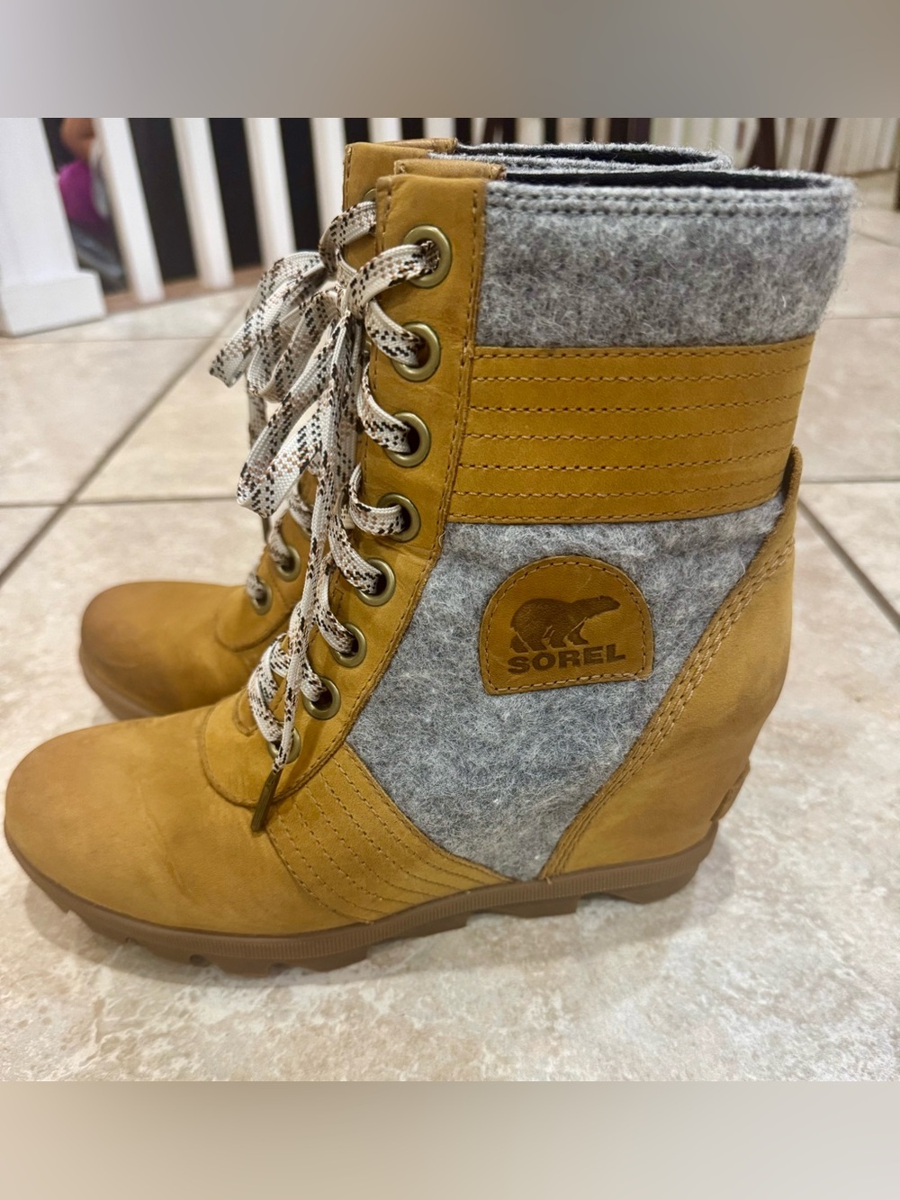 Sorel Lexie Wedge Booties - Camel Brown Leather & Grey Wool Felt - Size 8.5